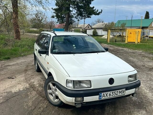 Білий Фольксваген Пассат, об'ємом двигуна 1.98 л та пробігом 234 тис. км за 1850 $, фото 1 на Automoto.ua