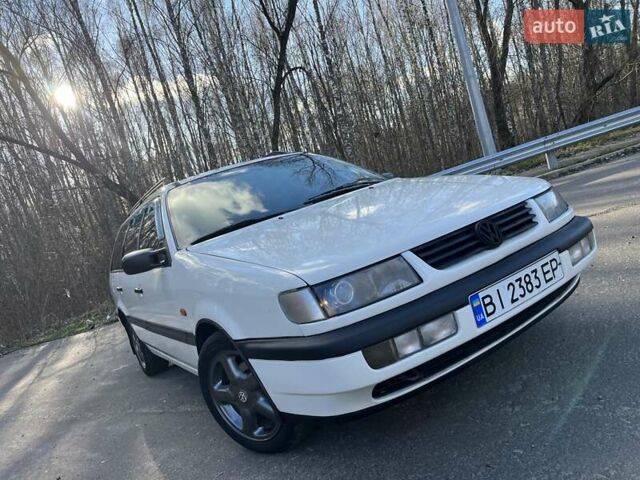 Белый Фольксваген Пассат, объемом двигателя 1.9 л и пробегом 400 тыс. км за 3399 $, фото 1 на Automoto.ua