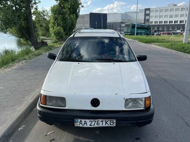 Білий Фольксваген Пассат, об'ємом двигуна 9 л та пробігом 350 тис. км за 800 $, фото 1 на Automoto.ua