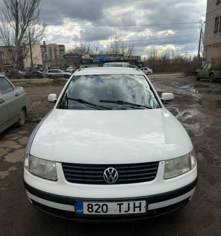 Білий Фольксваген Пассат, об'ємом двигуна 1.9 л та пробігом 476 тис. км за 2099 $, фото 1 на Automoto.ua