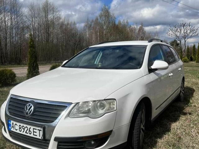 Білий Фольксваген Пассат, об'ємом двигуна 1.9 л та пробігом 300 тис. км за 4250 $, фото 1 на Automoto.ua