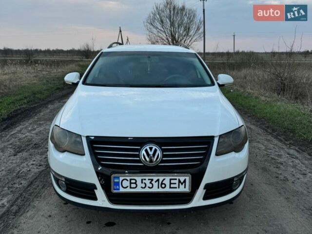 Білий Фольксваген Пассат, об'ємом двигуна 1.97 л та пробігом 252 тис. км за 5500 $, фото 1 на Automoto.ua