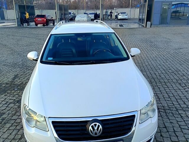 Білий Фольксваген Пассат, об'ємом двигуна 1.4 л та пробігом 157 тис. км за 5700 $, фото 1 на Automoto.ua