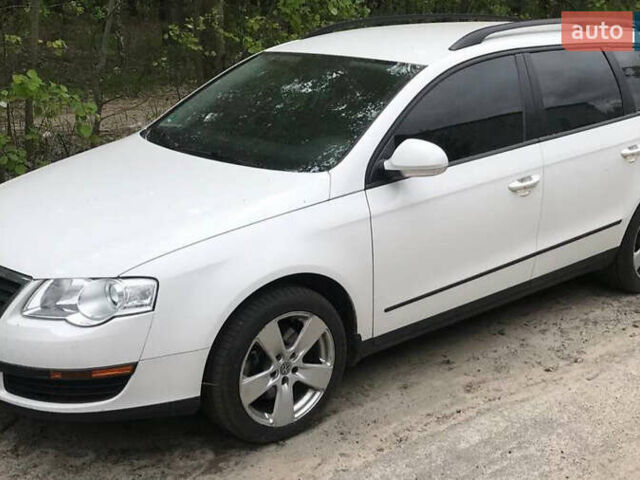 Белый Фольксваген Пассат, объемом двигателя 1.4 л и пробегом 192 тыс. км за 6550 $, фото 1 на Automoto.ua