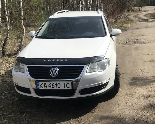 Білий Фольксваген Пассат, об'ємом двигуна 1.4 л та пробігом 189 тис. км за 5900 $, фото 1 на Automoto.ua