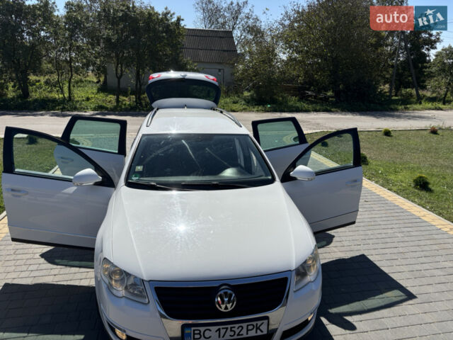 Білий Фольксваген Пассат, об'ємом двигуна 1.97 л та пробігом 310 тис. км за 8200 $, фото 1 на Automoto.ua