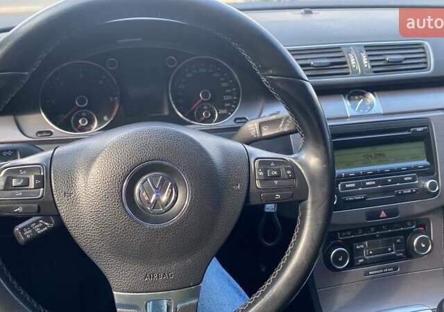 Білий Фольксваген Пассат, об'ємом двигуна 2 л та пробігом 300 тис. км за 9300 $, фото 1 на Automoto.ua