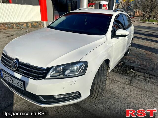 Білий Фольксваген Пассат, об'ємом двигуна 2 л та пробігом 262 тис. км за 11500 $, фото 1 на Automoto.ua