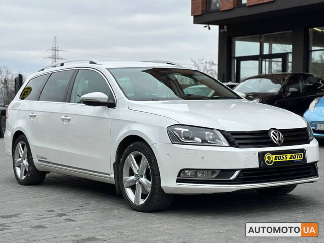 Белый Фольксваген Пассат, объемом двигателя 2 л и пробегом 230 тыс. км за 13200 $, фото 1 на Automoto.ua