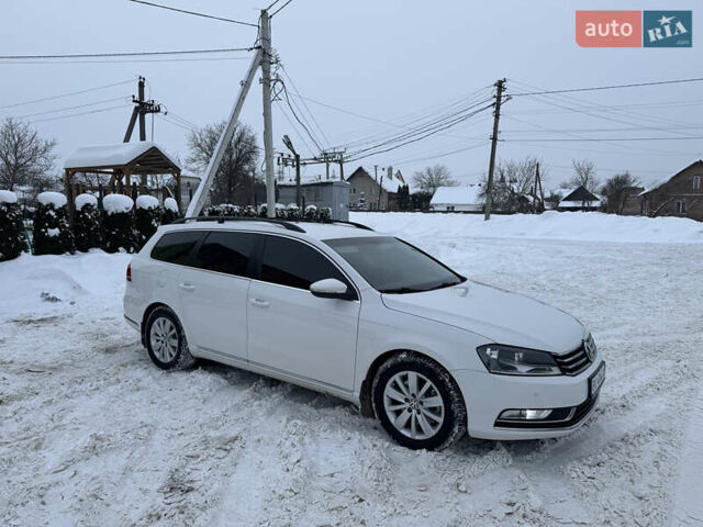 Белый Фольксваген Пассат, объемом двигателя 1.6 л и пробегом 326 тыс. км за 9600 $, фото 1 на Automoto.ua