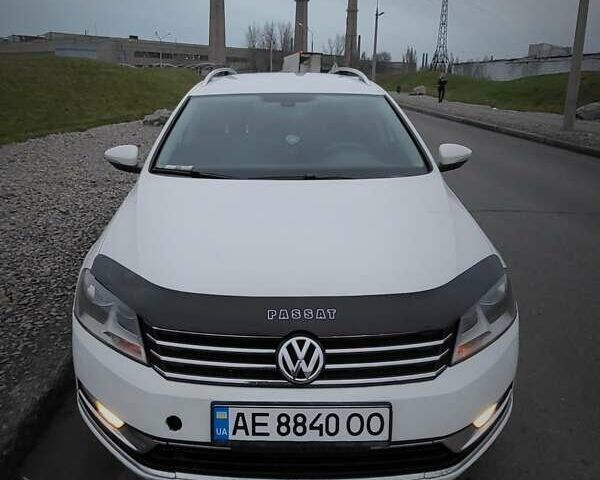 Белый Фольксваген Пассат, объемом двигателя 1.4 л и пробегом 280 тыс. км за 8300 $, фото 1 на Automoto.ua