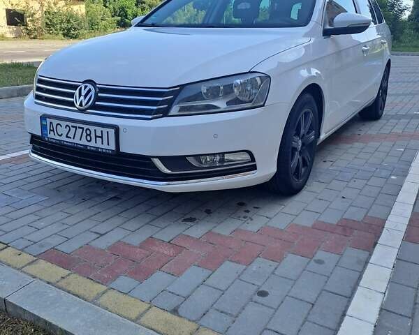 Білий Фольксваген Пассат, об'ємом двигуна 1.97 л та пробігом 295 тис. км за 10500 $, фото 1 на Automoto.ua