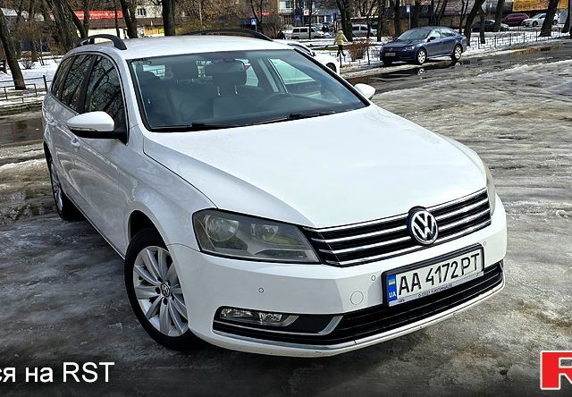 Белый Фольксваген Пассат, объемом двигателя 2 л и пробегом 189 тыс. км за 11000 $, фото 1 на Automoto.ua