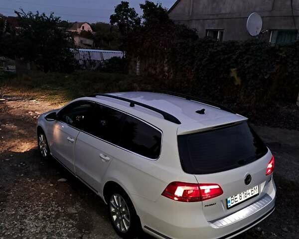 Білий Фольксваген Пассат, об'ємом двигуна 1.6 л та пробігом 268 тис. км за 12000 $, фото 1 на Automoto.ua