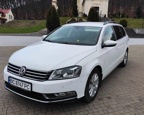 Белый Фольксваген Пассат, объемом двигателя 1.6 л и пробегом 266 тыс. км за 8299 $, фото 1 на Automoto.ua