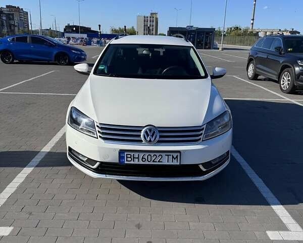 Белый Фольксваген Пассат, объемом двигателя 1.97 л и пробегом 275 тыс. км за 9500 $, фото 1 на Automoto.ua