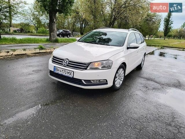 Белый Фольксваген Пассат, объемом двигателя 1.97 л и пробегом 259 тыс. км за 9500 $, фото 1 на Automoto.ua
