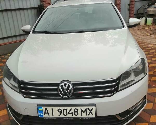 Белый Фольксваген Пассат, объемом двигателя 1.6 л и пробегом 190 тыс. км за 9100 $, фото 1 на Automoto.ua