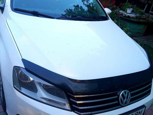 Білий Фольксваген Пассат, об'ємом двигуна 1.6 л та пробігом 237 тис. км за 9500 $, фото 1 на Automoto.ua