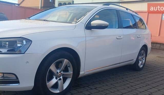 Білий Фольксваген Пассат, об'ємом двигуна 2 л та пробігом 95 тис. км за 13100 $, фото 1 на Automoto.ua