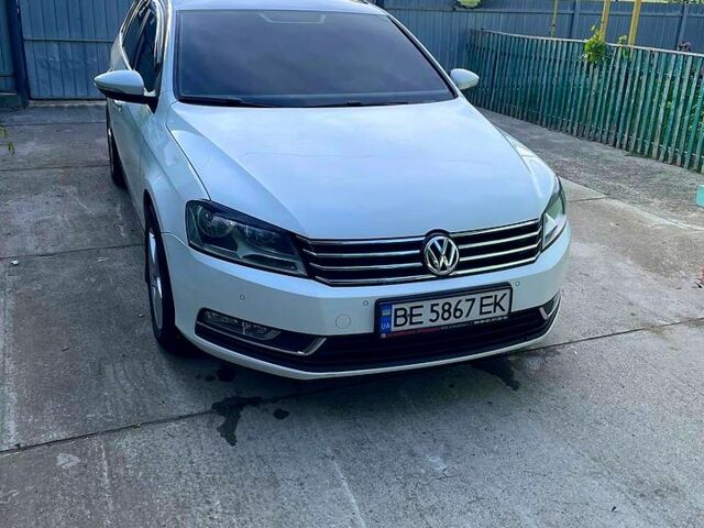 Білий Фольксваген Пассат, об'ємом двигуна 2 л та пробігом 298 тис. км за 10800 $, фото 1 на Automoto.ua