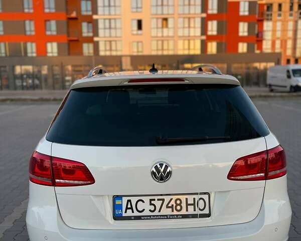 Белый Фольксваген Пассат, объемом двигателя 2 л и пробегом 280 тыс. км за 13000 $, фото 1 на Automoto.ua