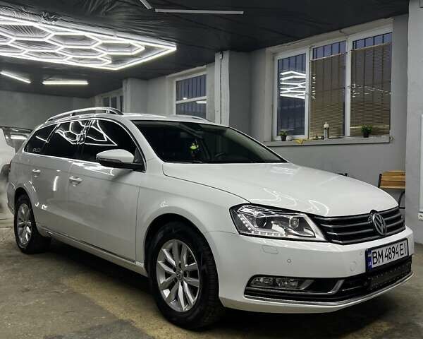 Белый Фольксваген Пассат, объемом двигателя 1.97 л и пробегом 275 тыс. км за 14000 $, фото 1 на Automoto.ua