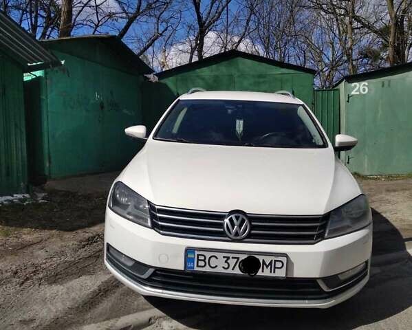 Білий Фольксваген Пассат, об'ємом двигуна 2 л та пробігом 260 тис. км за 12200 $, фото 1 на Automoto.ua
