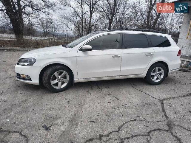 Белый Фольксваген Пассат, объемом двигателя 1.97 л и пробегом 273 тыс. км за 11500 $, фото 1 на Automoto.ua