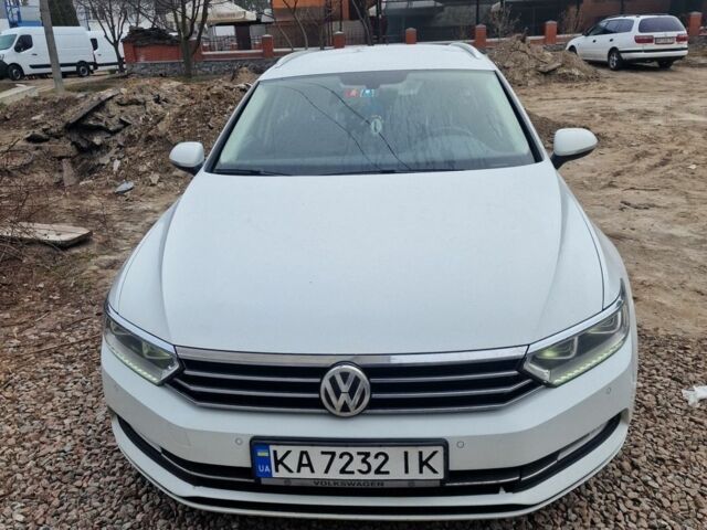 Білий Фольксваген Пассат, об'ємом двигуна 1.6 л та пробігом 330 тис. км за 11400 $, фото 1 на Automoto.ua