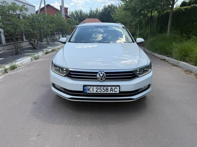 Білий Фольксваген Пассат, об'ємом двигуна 2 л та пробігом 265 тис. км за 13352 $, фото 1 на Automoto.ua