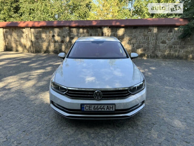 Белый Фольксваген Пассат, объемом двигателя 1.97 л и пробегом 315 тыс. км за 15999 $, фото 1 на Automoto.ua