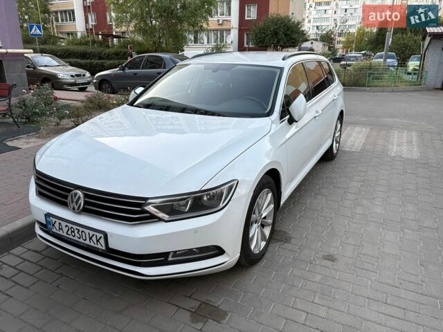 Білий Фольксваген Пассат, об'ємом двигуна 1.97 л та пробігом 250 тис. км за 16000 $, фото 1 на Automoto.ua