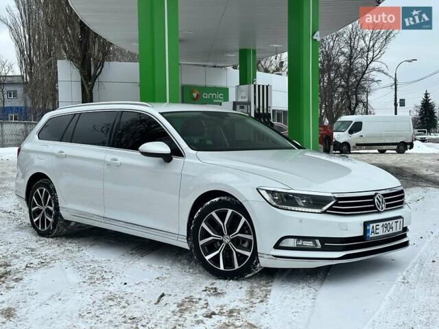 Белый Фольксваген Пассат, объемом двигателя 2 л и пробегом 308 тыс. км за 14350 $, фото 1 на Automoto.ua