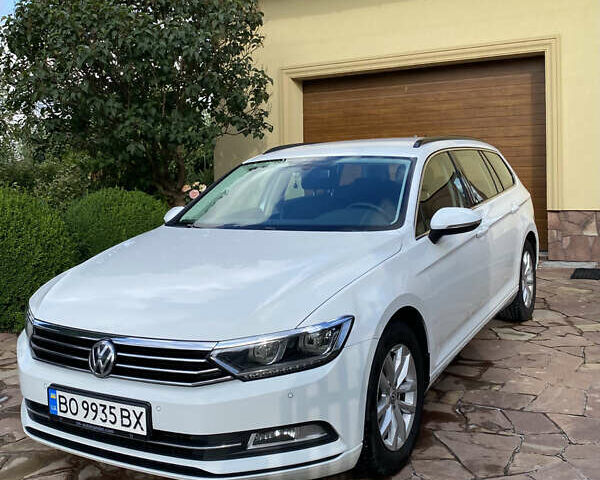 Белый Фольксваген Пассат, объемом двигателя 1.97 л и пробегом 258 тыс. км за 14900 $, фото 1 на Automoto.ua