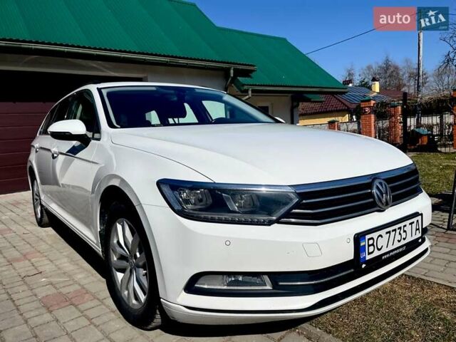 Белый Фольксваген Пассат, объемом двигателя 1.97 л и пробегом 268 тыс. км за 15100 $, фото 1 на Automoto.ua