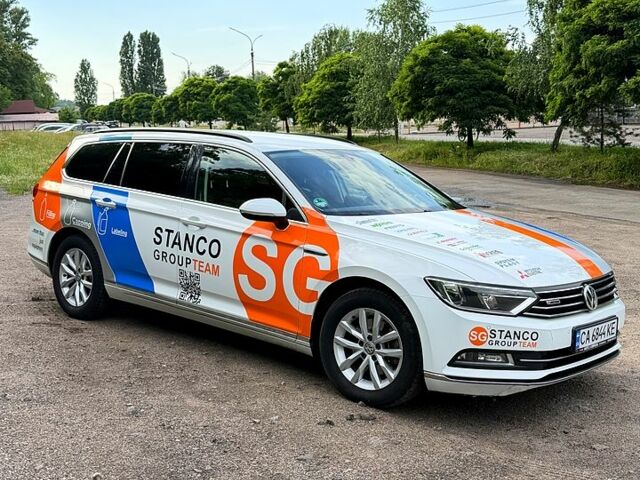 Белый Фольксваген Пассат, объемом двигателя 2 л и пробегом 295 тыс. км за 14000 $, фото 1 на Automoto.ua