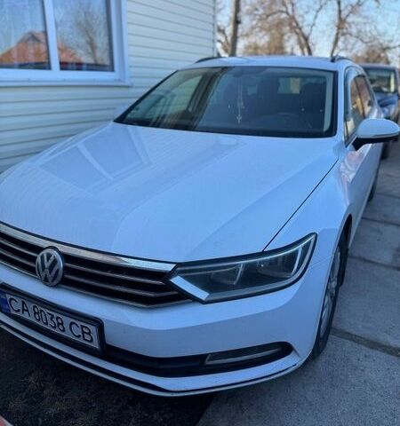 Білий Фольксваген Пассат, об'ємом двигуна 1.97 л та пробігом 320 тис. км за 12000 $, фото 1 на Automoto.ua