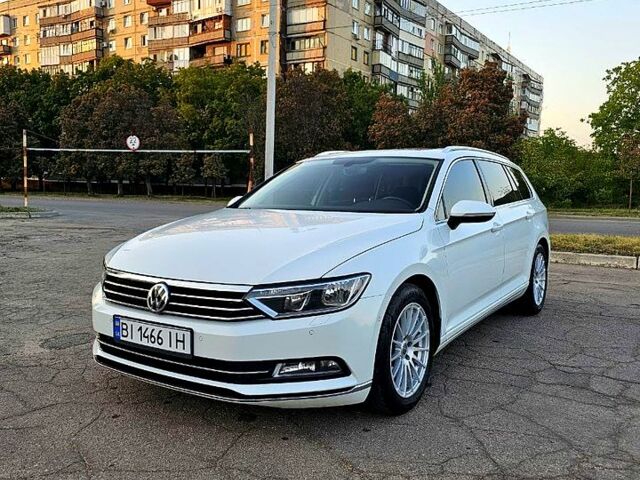 Белый Фольксваген Пассат, объемом двигателя 2 л и пробегом 274 тыс. км за 12900 $, фото 1 на Automoto.ua