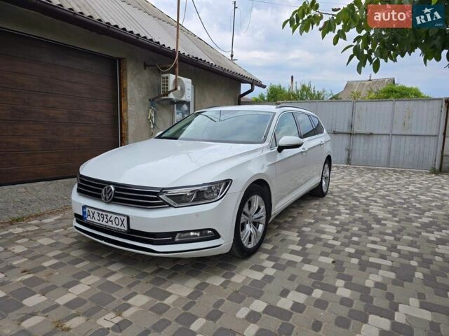 Белый Фольксваген Пассат, объемом двигателя 1.97 л и пробегом 266 тыс. км за 12500 $, фото 1 на Automoto.ua