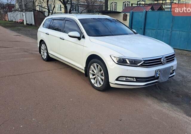 Белый Фольксваген Пассат, объемом двигателя 2 л и пробегом 283 тыс. км за 14500 $, фото 1 на Automoto.ua