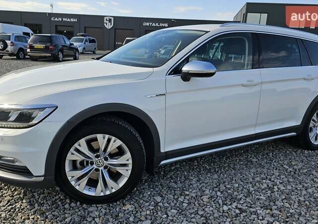 Белый Фольксваген Пассат, объемом двигателя 1.97 л и пробегом 227 тыс. км за 22000 $, фото 1 на Automoto.ua