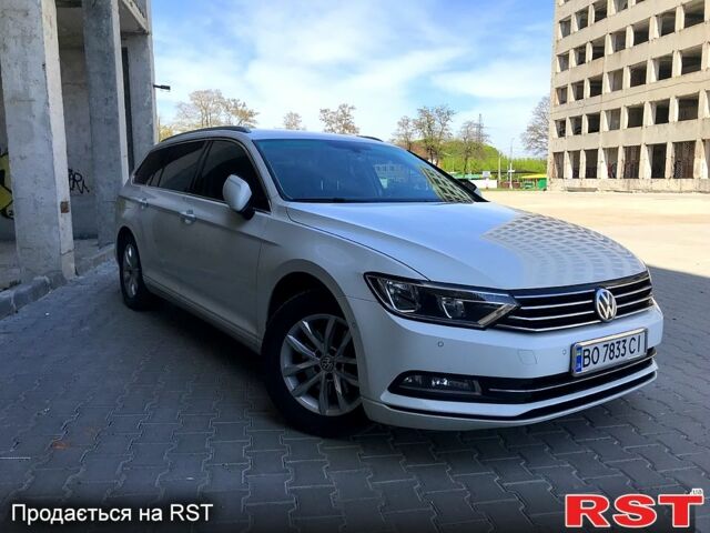 Білий Фольксваген Пассат, об'ємом двигуна 2 л та пробігом 270 тис. км за 13500 $, фото 1 на Automoto.ua