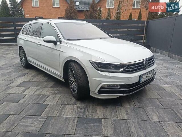 Білий Фольксваген Пассат, об'ємом двигуна 1.97 л та пробігом 198 тис. км за 19999 $, фото 1 на Automoto.ua