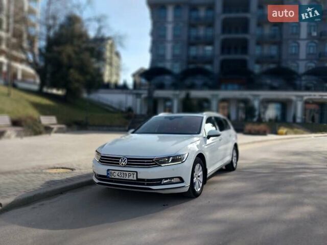 Белый Фольксваген Пассат, объемом двигателя 1.97 л и пробегом 203 тыс. км за 25200 $, фото 1 на Automoto.ua