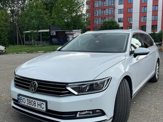 Білий Фольксваген Пассат, об'ємом двигуна 1.8 л та пробігом 182 тис. км за 16550 $, фото 1 на Automoto.ua