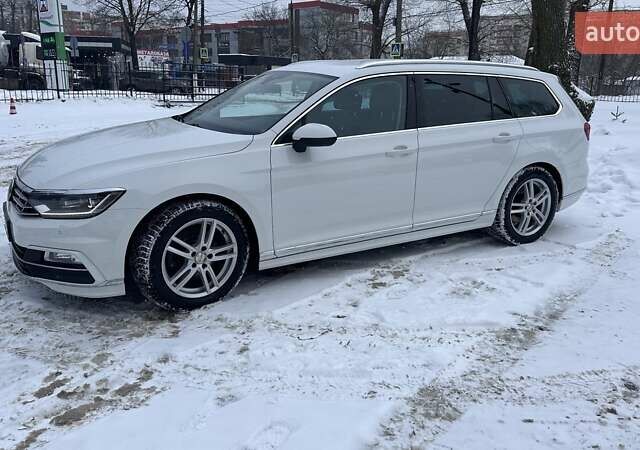 Білий Фольксваген Пассат, об'ємом двигуна 1.97 л та пробігом 250 тис. км за 21500 $, фото 1 на Automoto.ua
