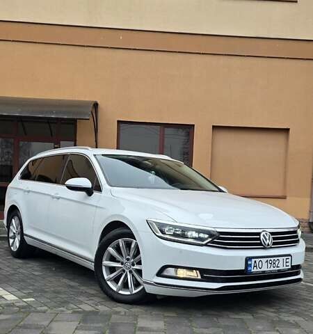 Белый Фольксваген Пассат, объемом двигателя 1.97 л и пробегом 223 тыс. км за 18290 $, фото 1 на Automoto.ua