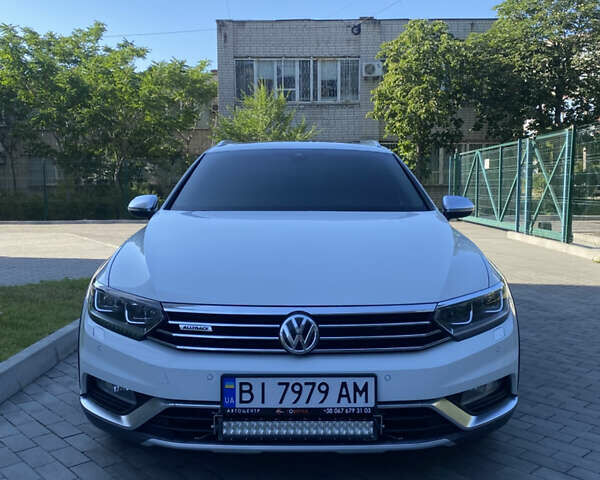 Білий Фольксваген Пассат, об'ємом двигуна 1.97 л та пробігом 193 тис. км за 26500 $, фото 1 на Automoto.ua
