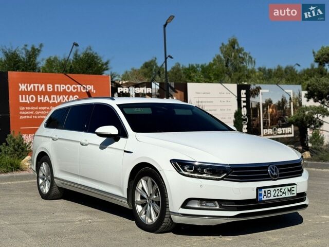 Белый Фольксваген Пассат, объемом двигателя 2 л и пробегом 262 тыс. км за 15999 $, фото 1 на Automoto.ua